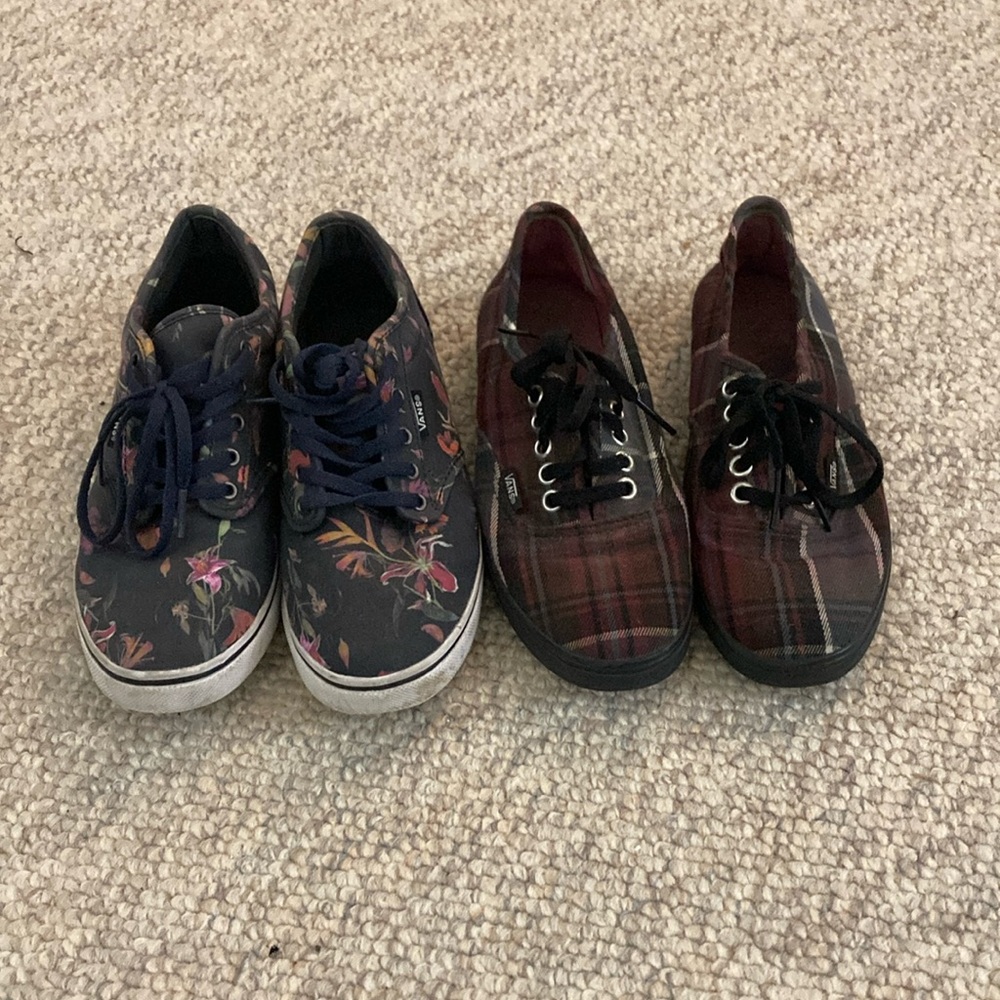 Vans bundle Women's Size 6